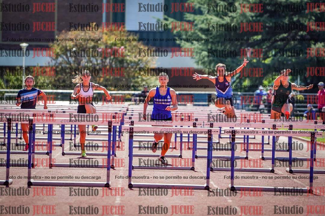 Fotos de los 100 m con vallas de mujeres