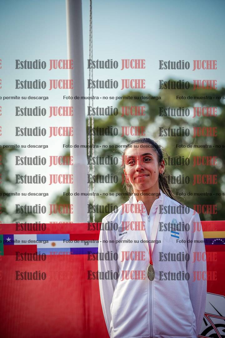 Fotos de algunos extras y podios del día 1