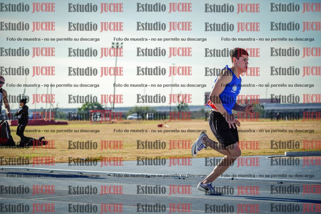 Fotos de los 400 m llanos de varones