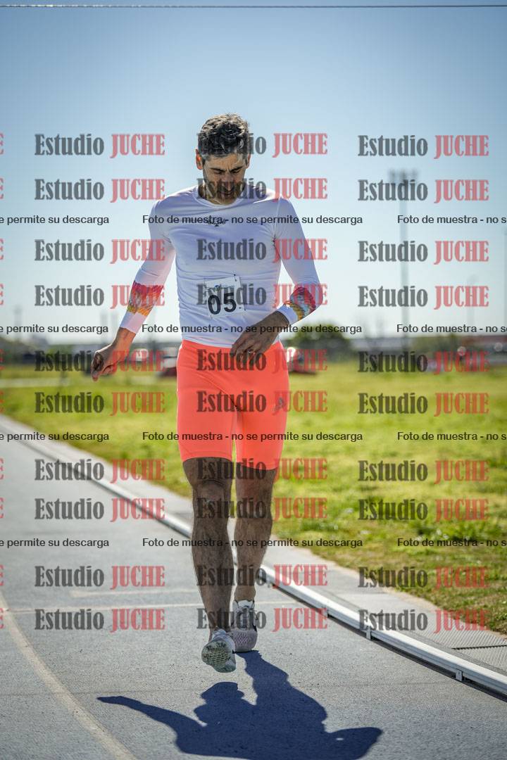 Fotos de los 800 m llanos de varones