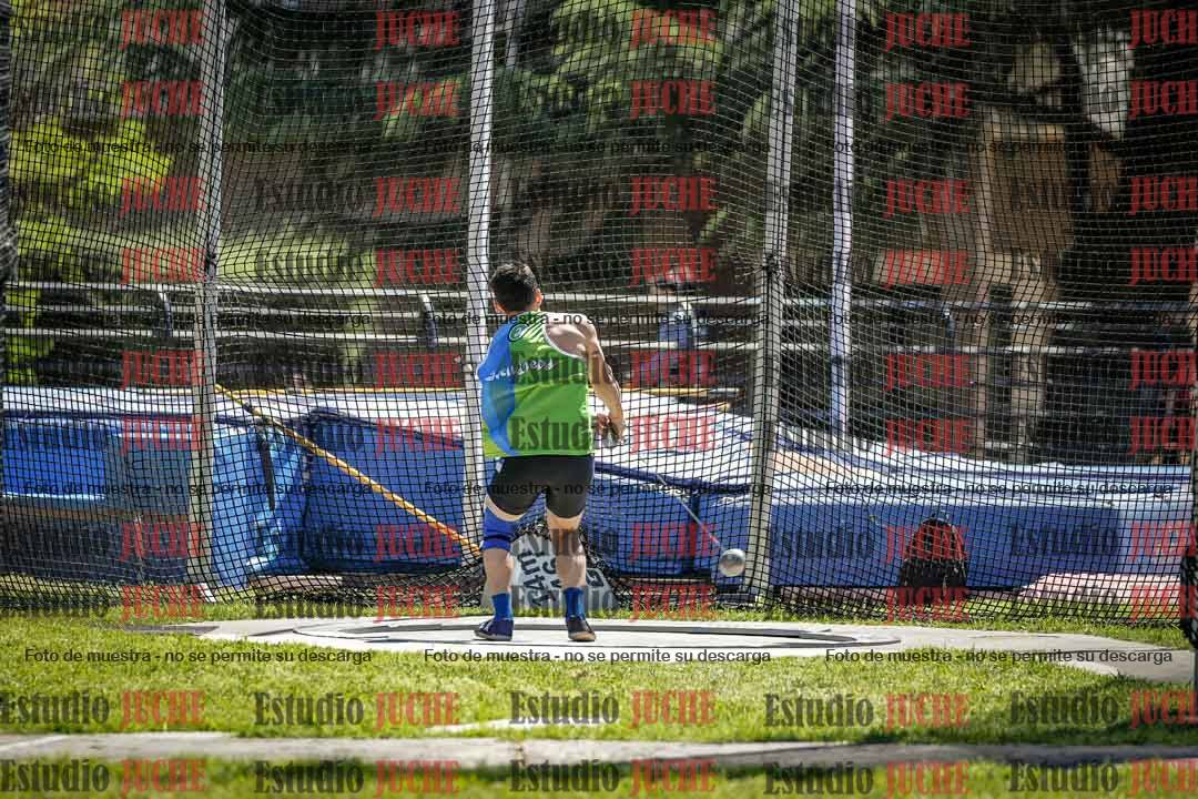Fotos del lanzamiento de martillo de varones