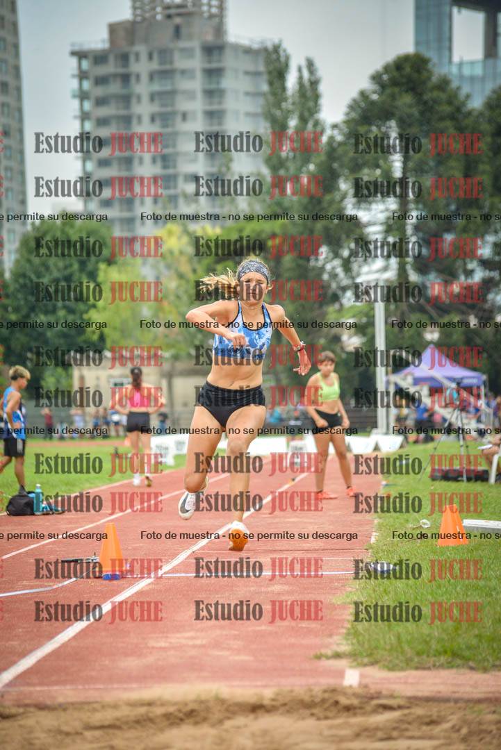 Fotos del salto triple - tabla de 8 y 10