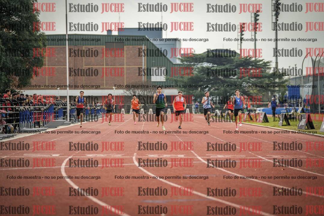 Fotos de los 400 m llanos de varones