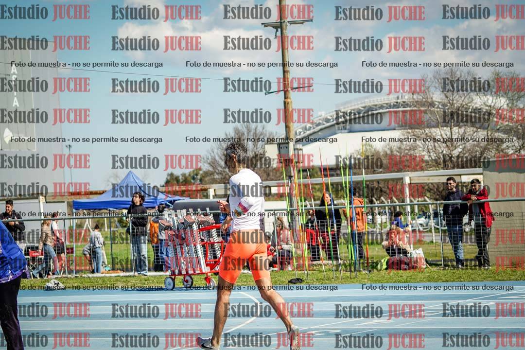 Fotos de los 800 m llanos de varones