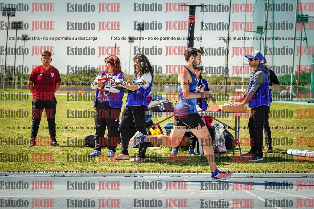 Fotos de los 800 m llanos de varones