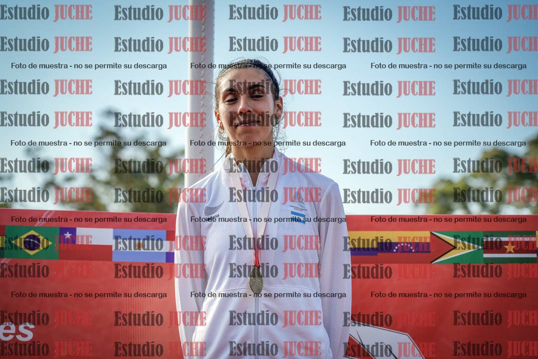 Fotos de algunos extras y podios del día 1