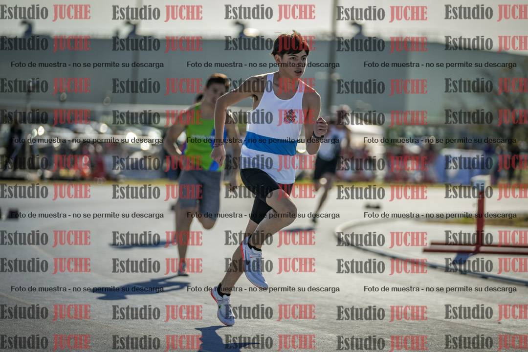 Fotos de los 400 m llanos de varones