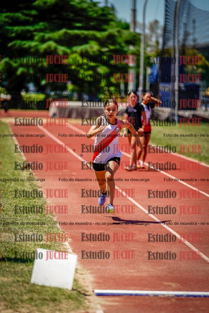 Fotos del salto en largo de mujeres - U14