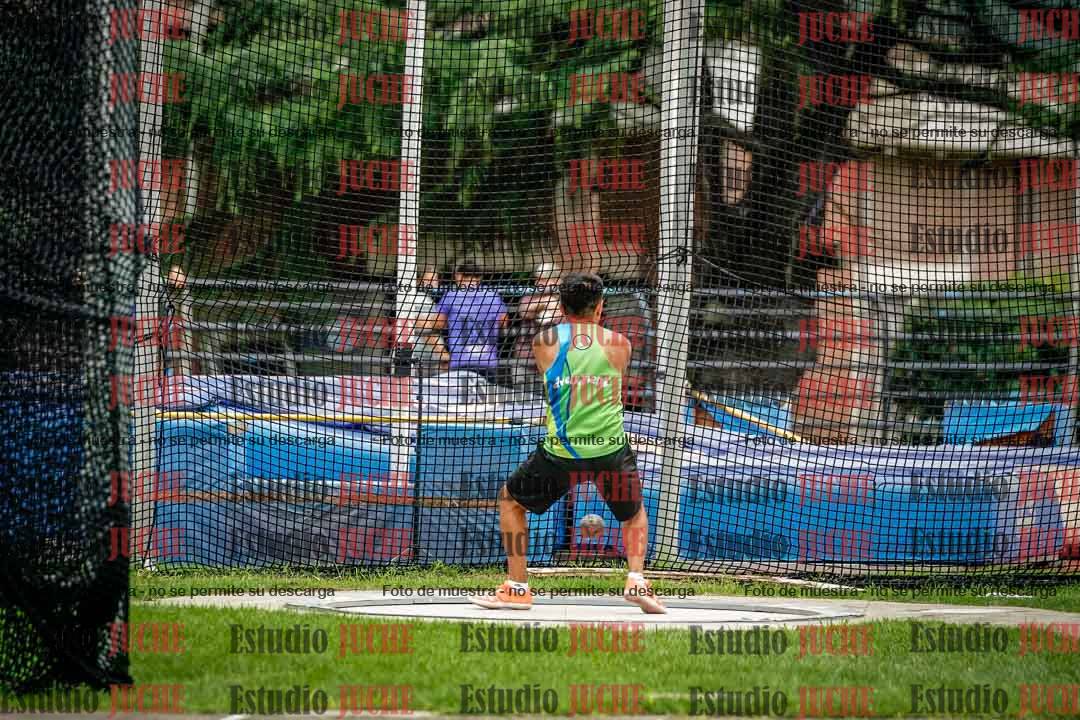 Fotos del lanzamiento de martillo de varones