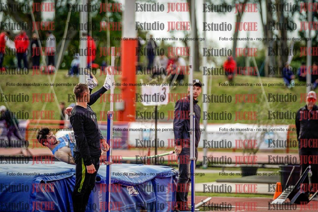 Fotos del salto en alto de varones - FINAL