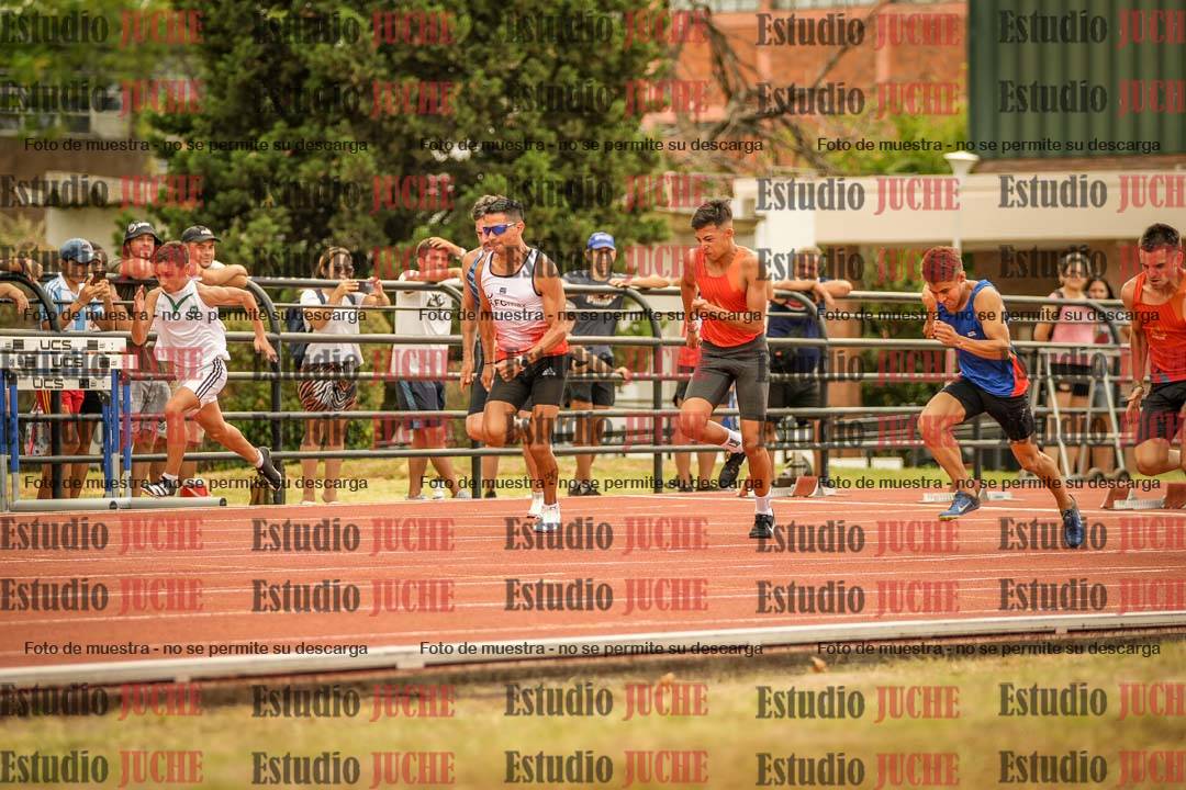 Fotos de los 100 m llanos de varones