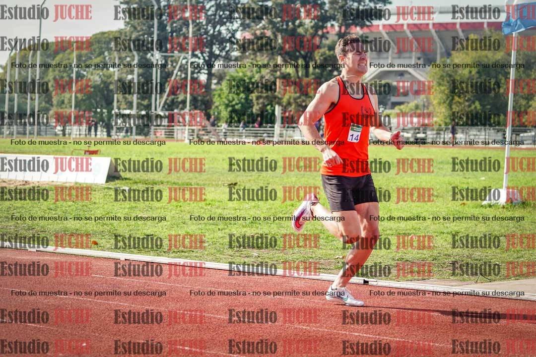 Fotos de los 800 m llanos de varones