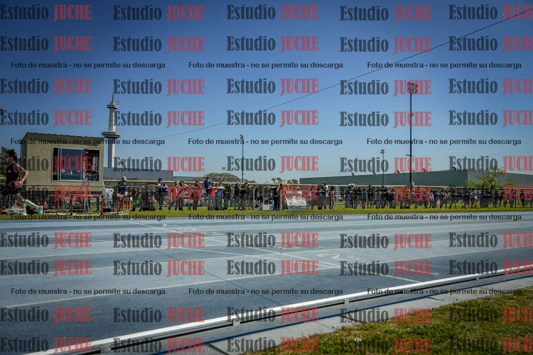 Fotos de los 100 m llanos de varones
