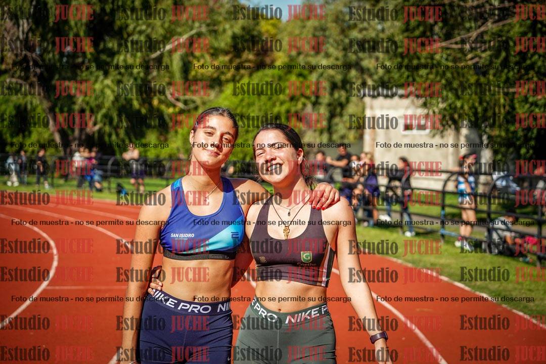 Fotos de algunos podios y extras