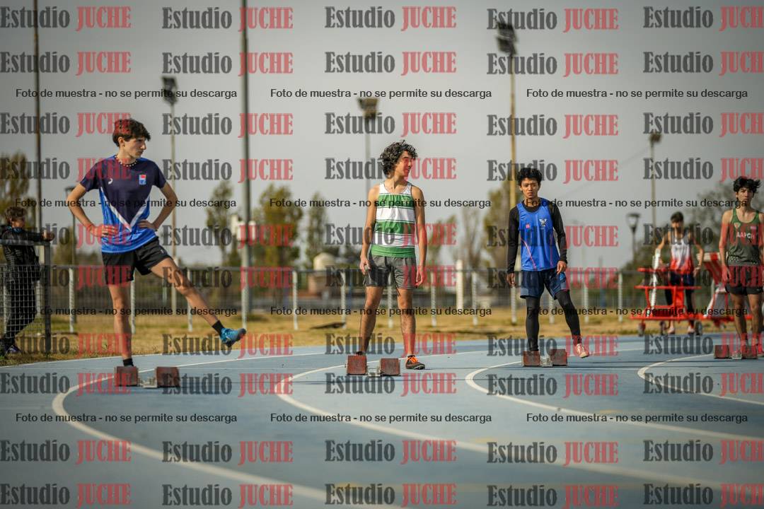 Fotos de los 200 m llanos de varones
