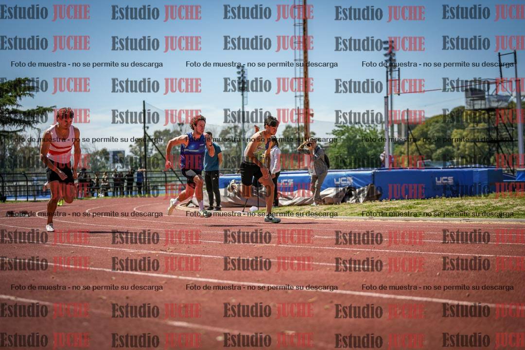 Fotos de los 100 m llanos de varones