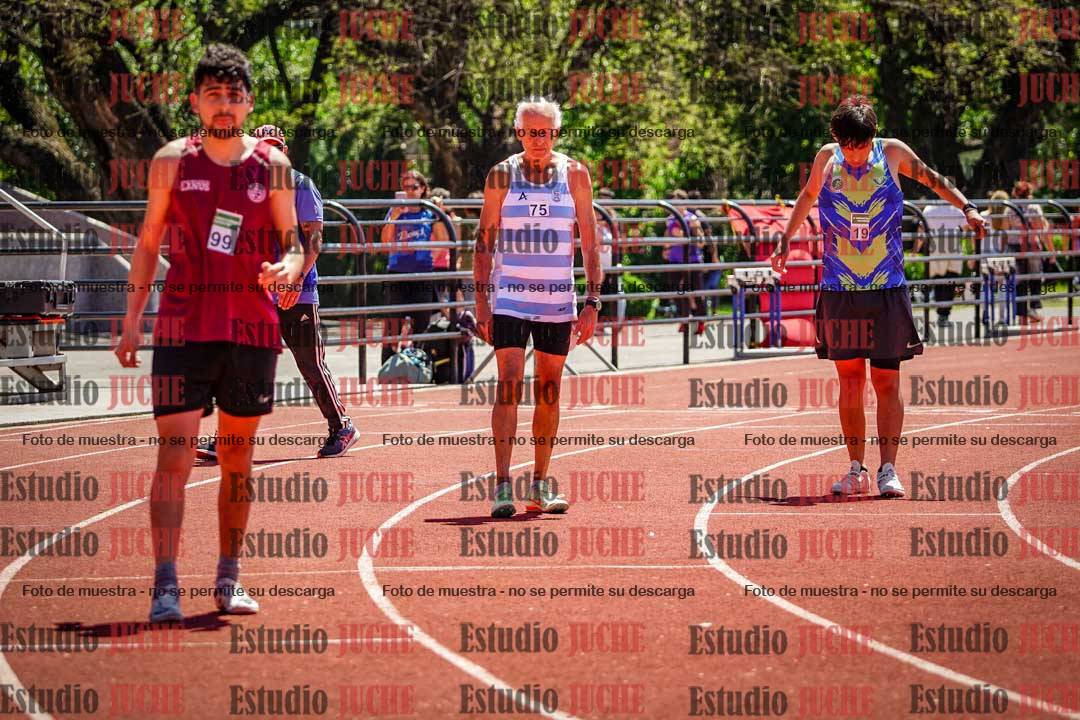 Fotos de los 800 m llanos de varones