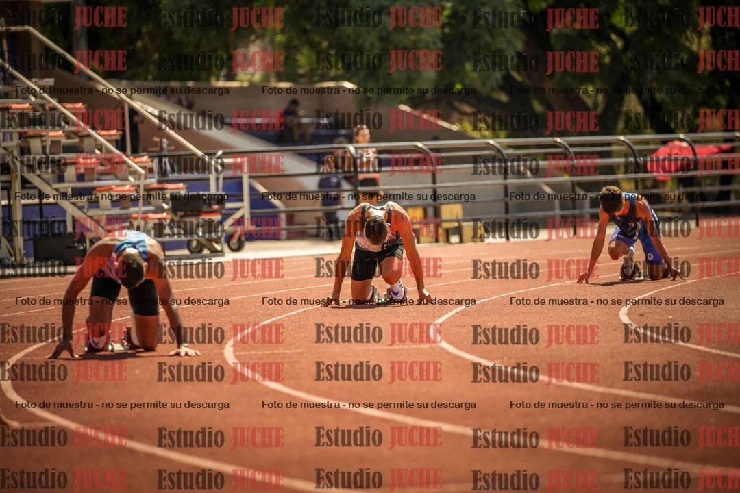 Fotos de los 400 m con vallas de varones