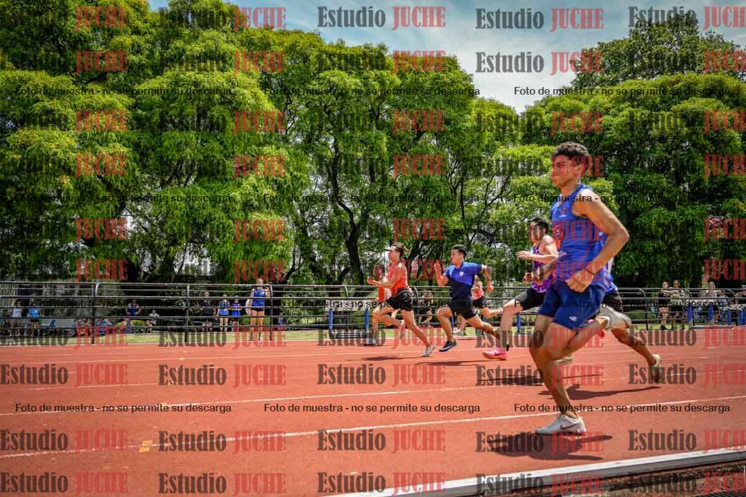 Fotos de los 100 m llanos de varones