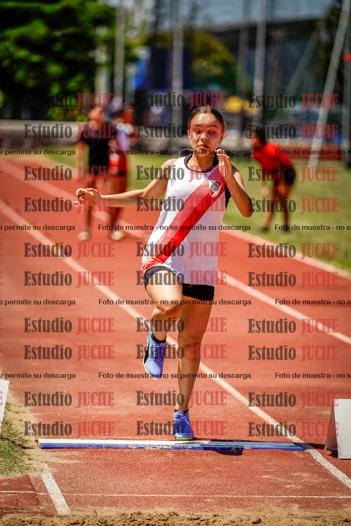 Fotos del salto en largo de mujeres - U14