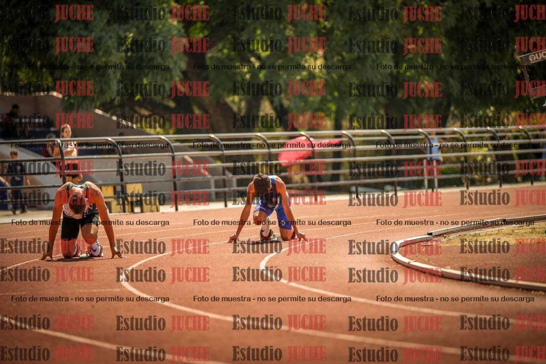 Fotos de los 400 m con vallas de varones