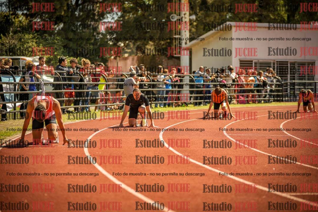Fotos de los 400 m llanos de varones