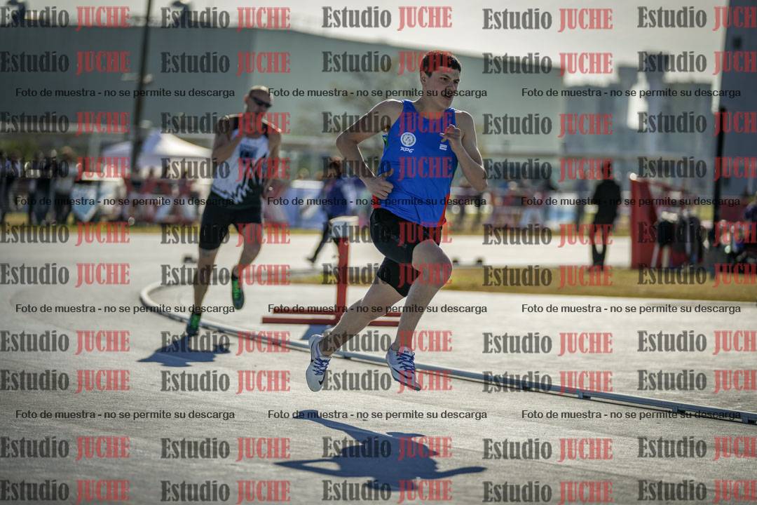 Fotos de los 400 m llanos de varones