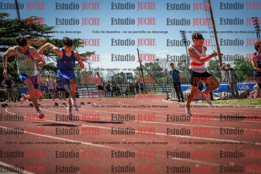 Fotos de los 100 m llanos de varones