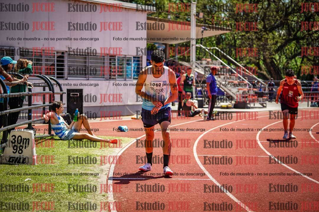 Fotos de los 800 m llanos de varones