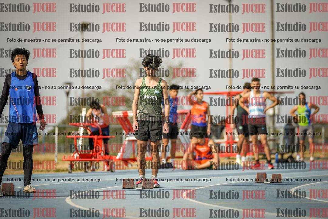 Fotos de los 200 m llanos de varones