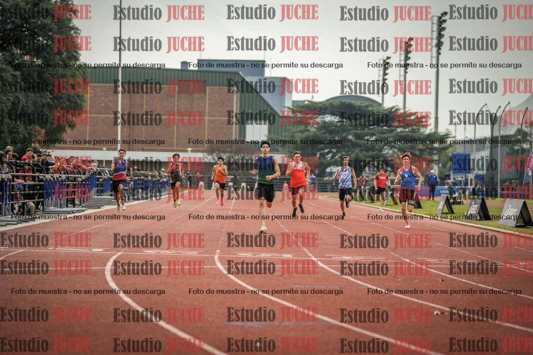 Fotos de los 400 m llanos de varones