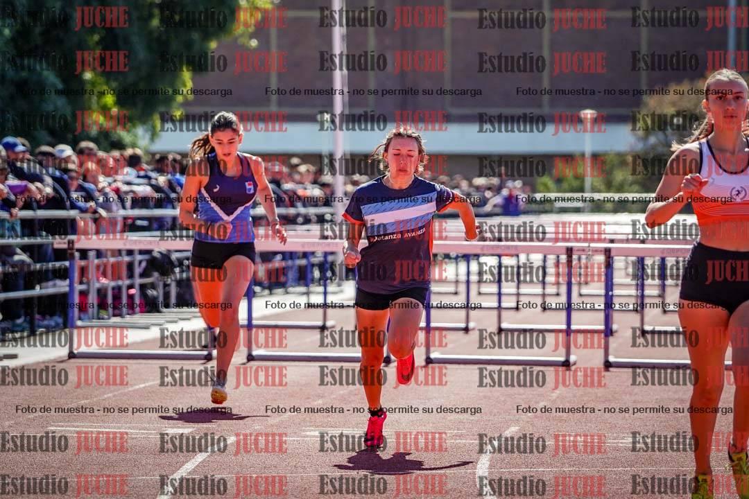 Fotos de los 100 m con vallas de mujeres