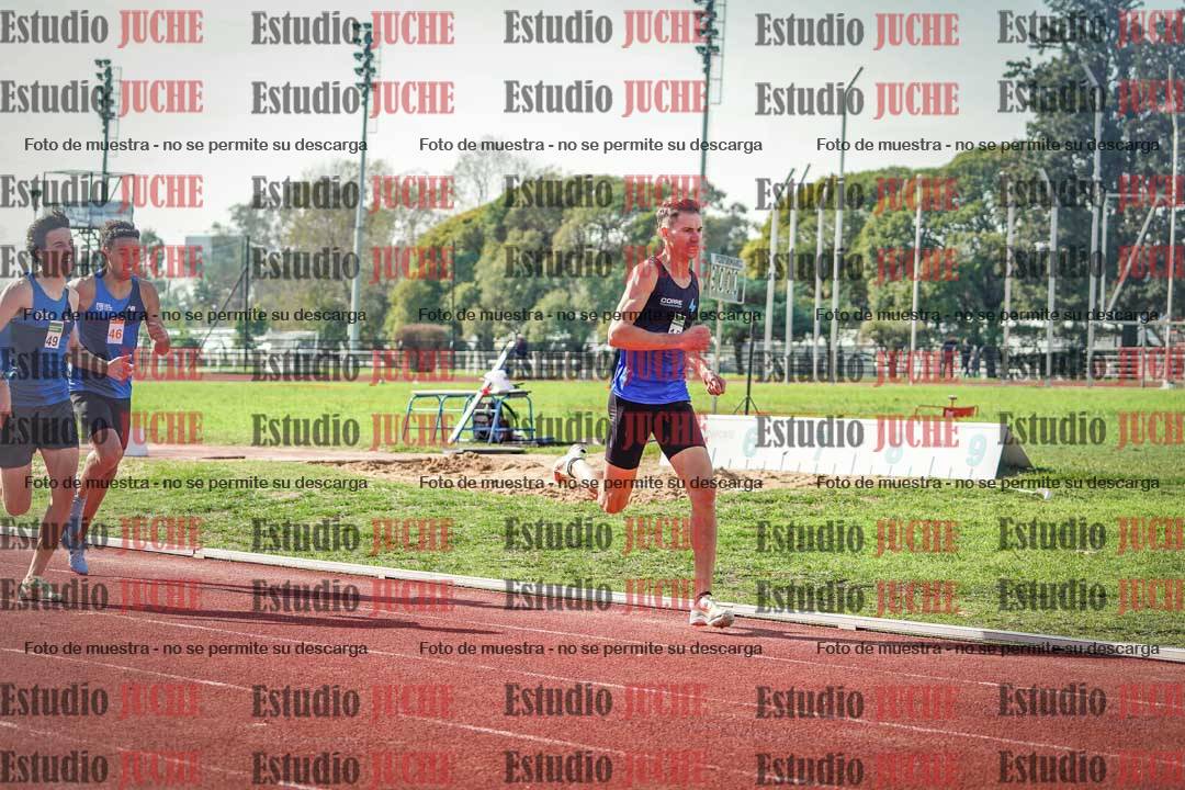 Fotos de los 800 m llanos de varones