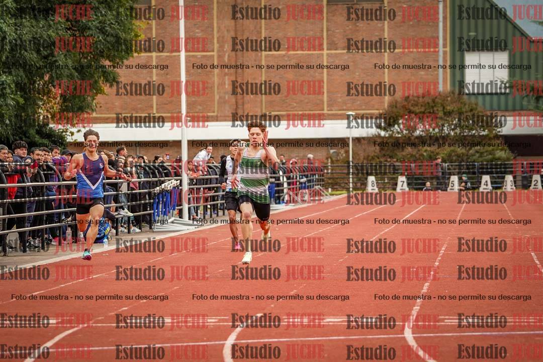 Fotos de los 200 m llanos de varones