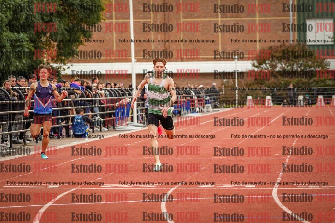 Fotos de los 200 m llanos de varones