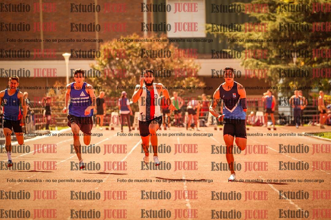 Fotos de los 100 m llanos de varones