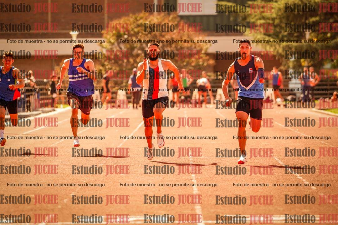 Fotos de los 100 m llanos de varones