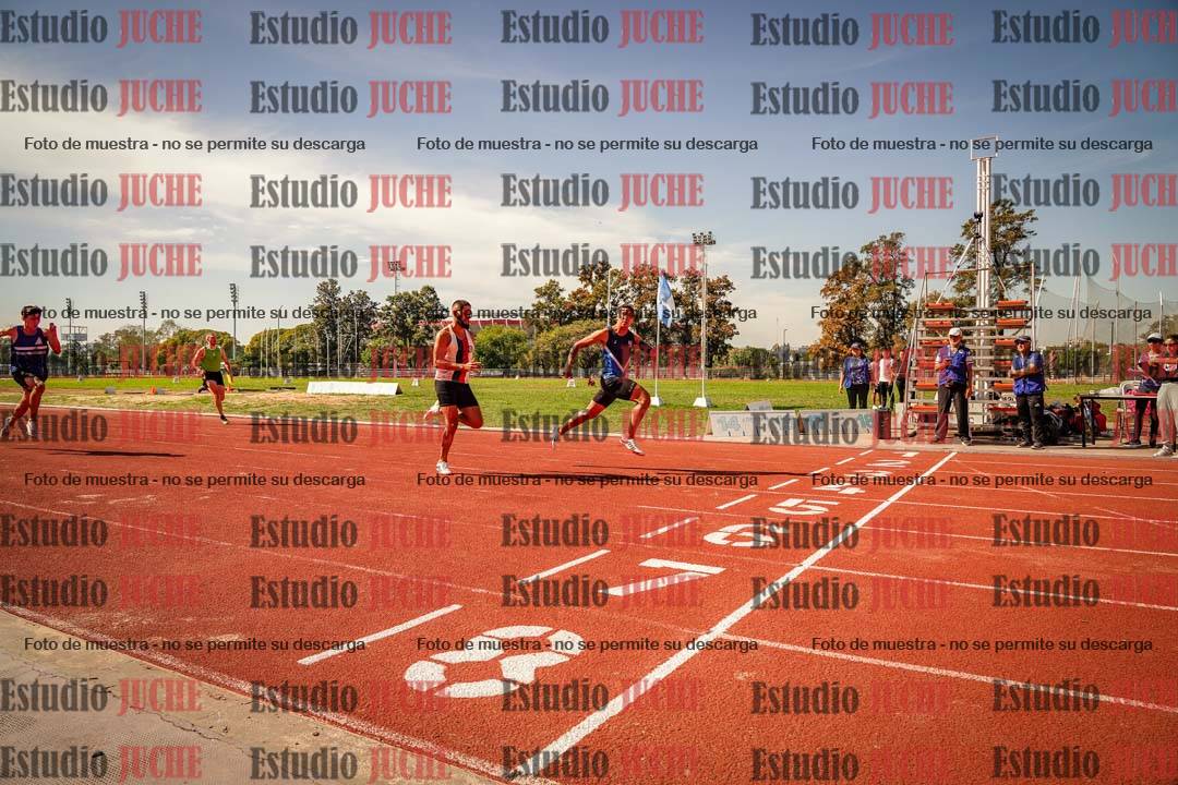 Fotos de los 100 m llanos de varones