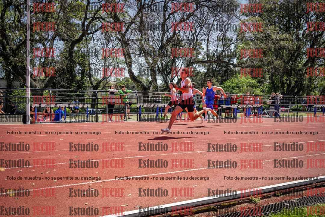 Fotos de los 100 m llanos de varones