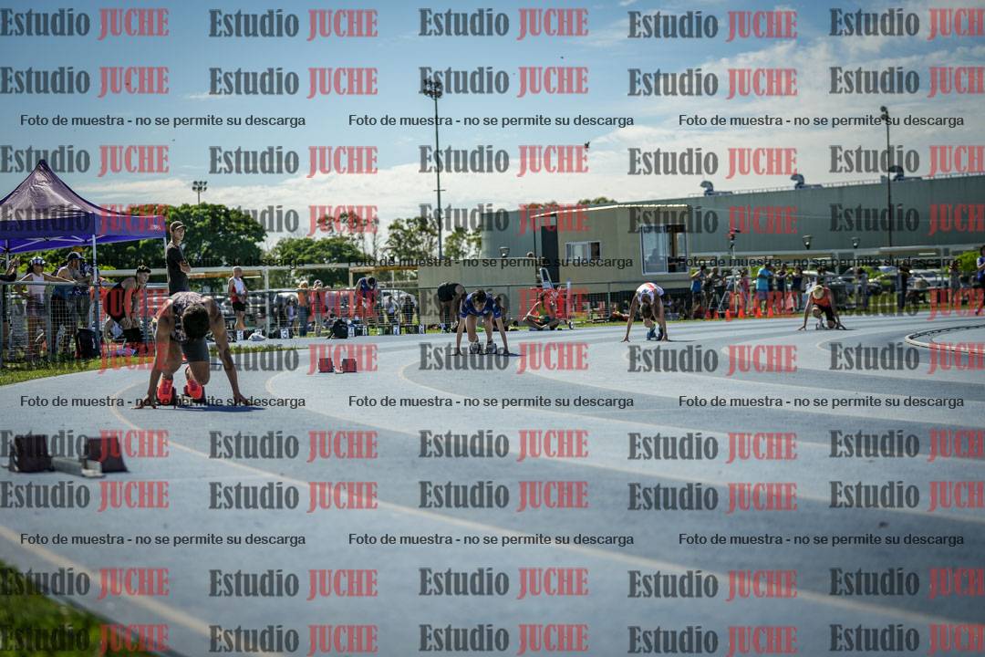 Fotos de los 400 m llanos de varones