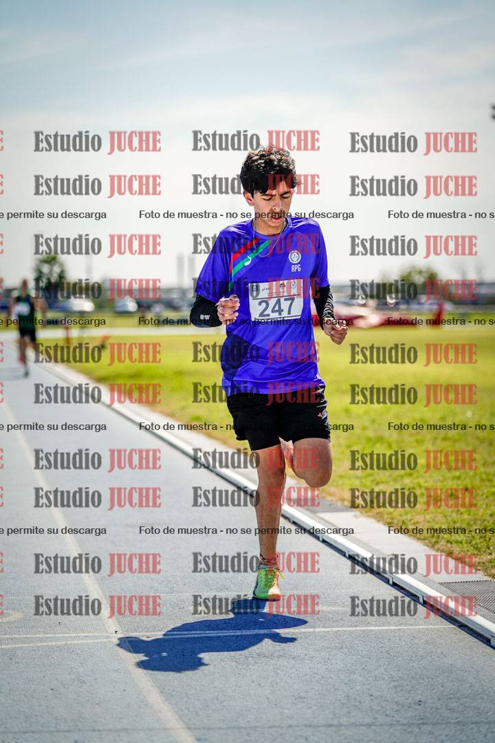 Fotos de los 800 m llanos de varones
