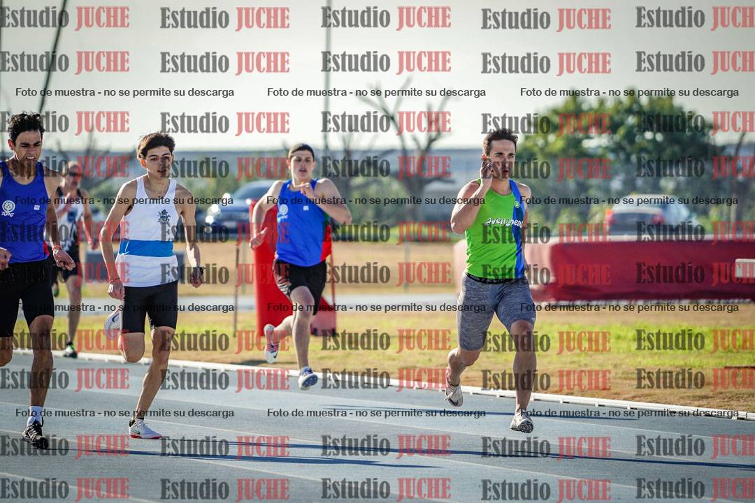 Fotos de los 400 m llanos de varones