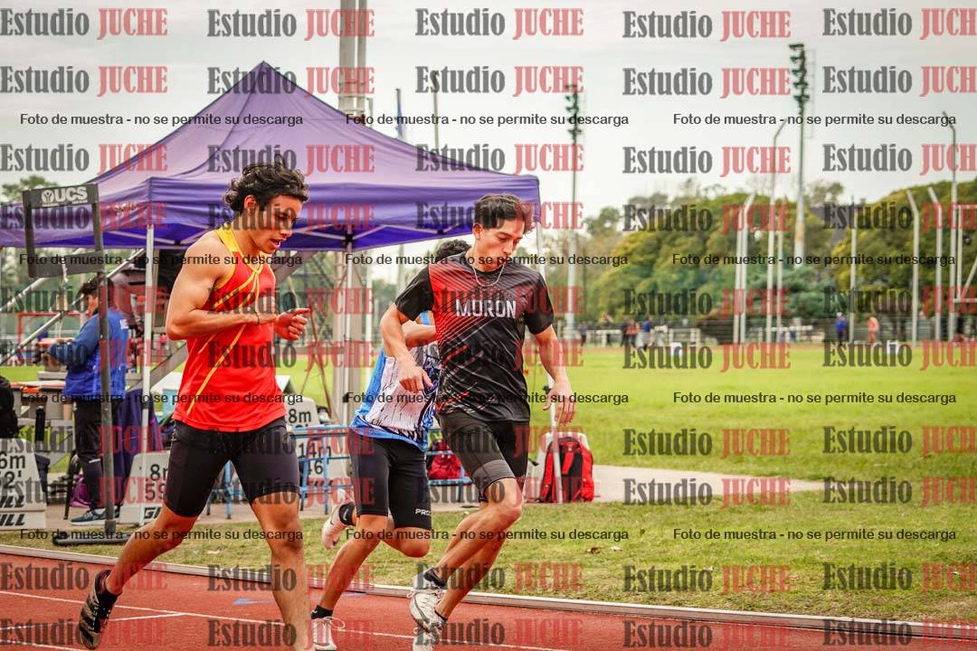Fotos de los 200 m llanos de varones