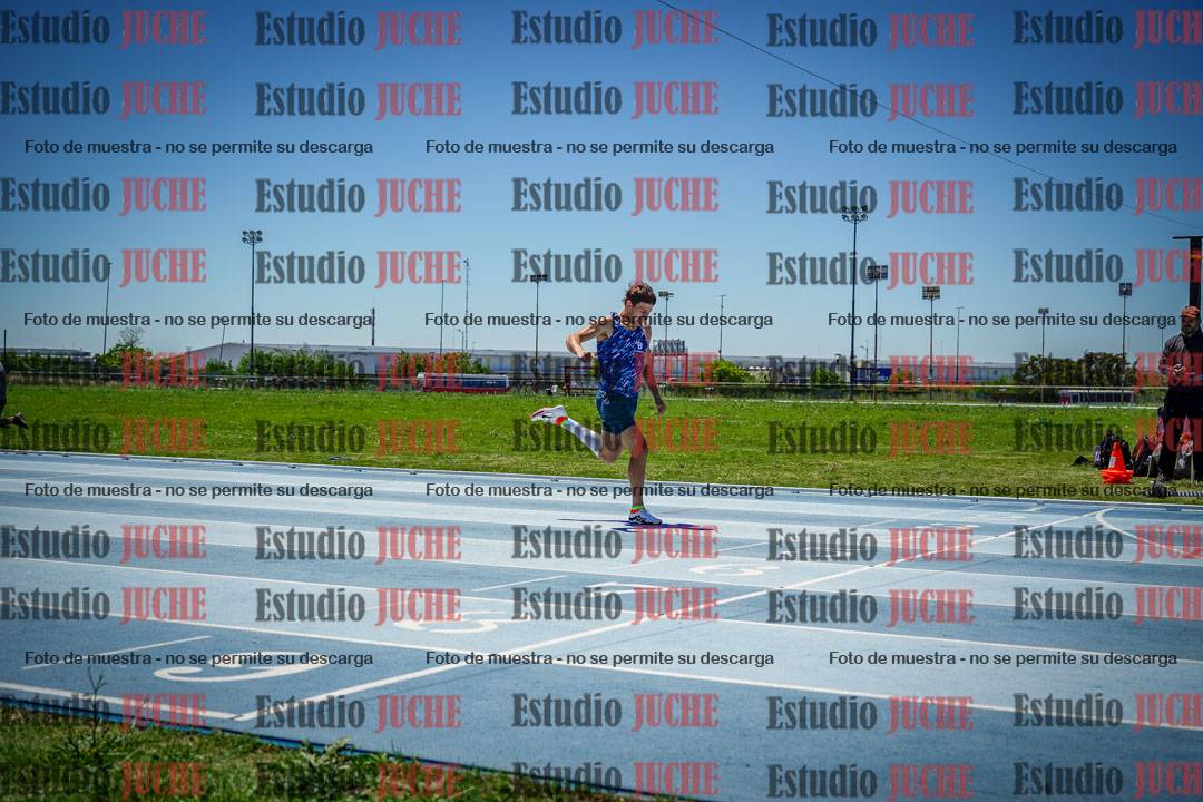 Fotos de los 400 m con vallas de varones
