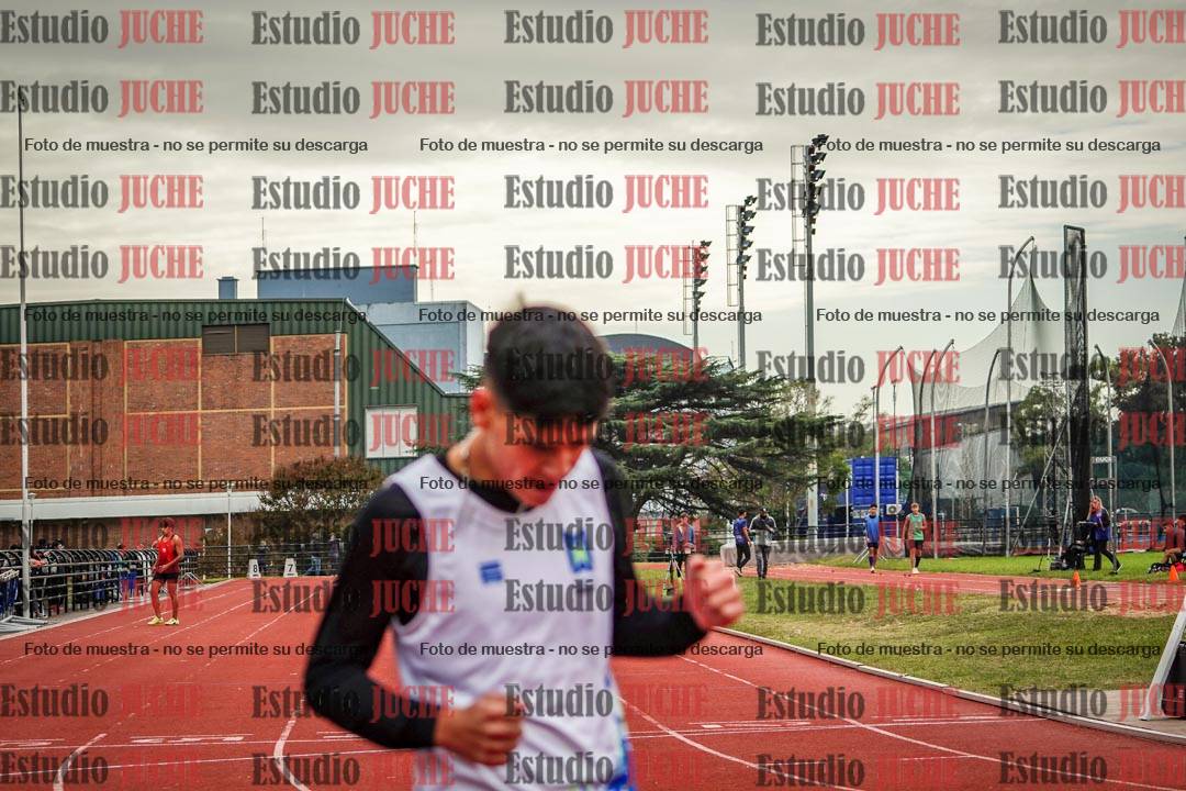 Fotos de los 200 m llanos de varones