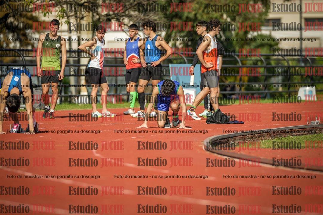 Fotos de los 200 m llanos de varones