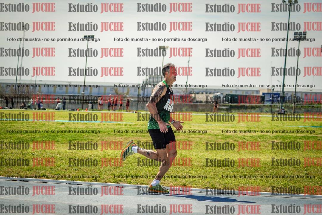 Fotos de los 800 m llanos de varones