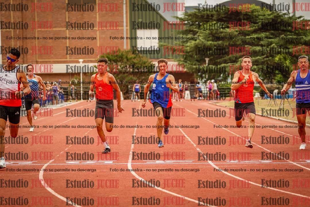Fotos de los 100 m llanos de varones