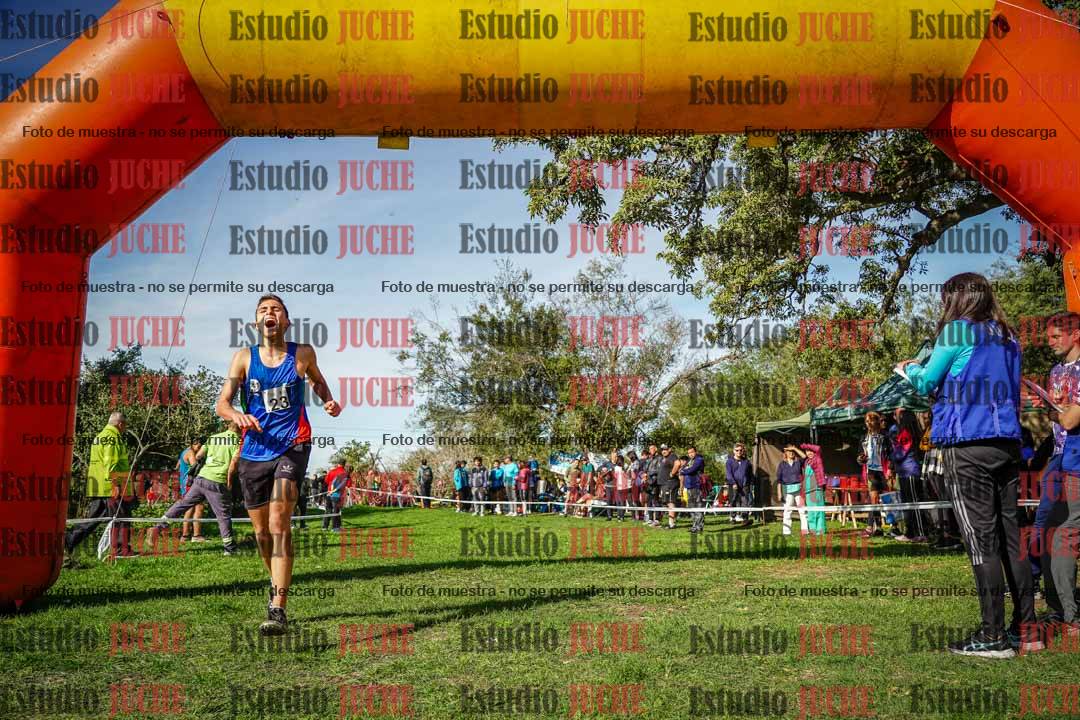 Fotos de la llegada del cross de 3000 m