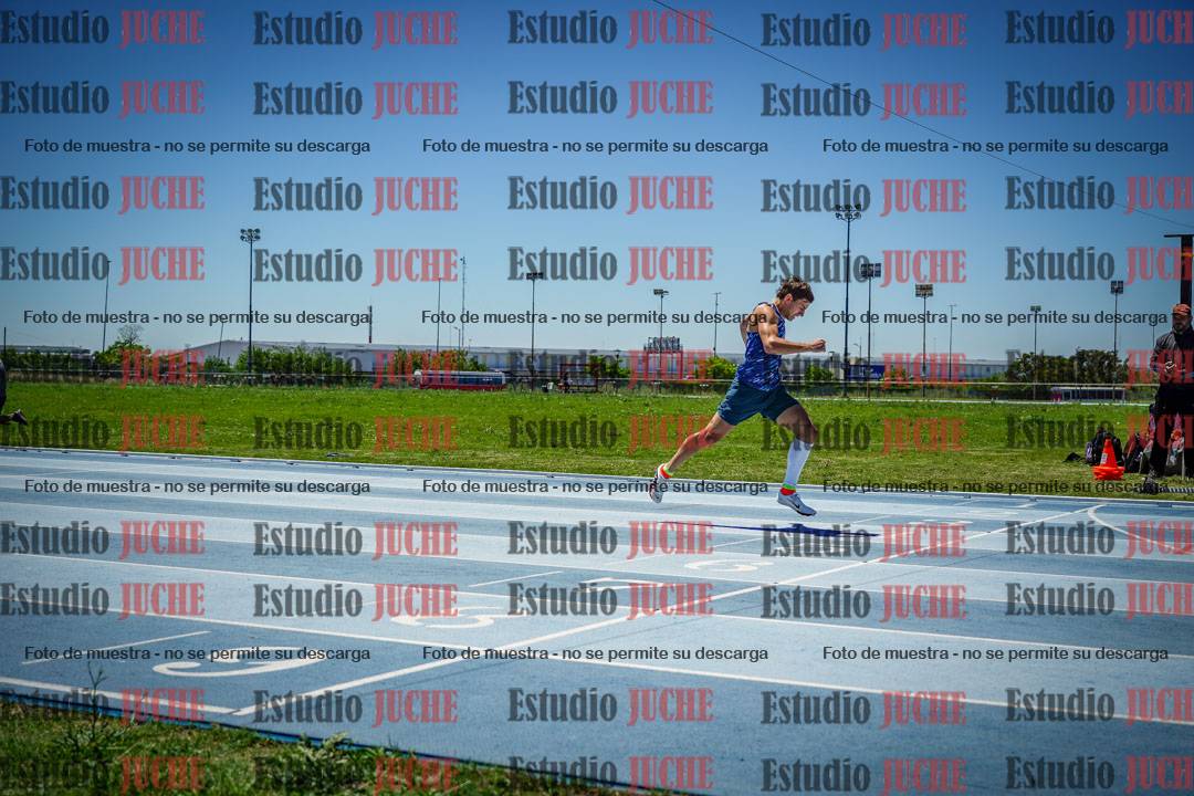 Fotos de los 400 m con vallas de varones